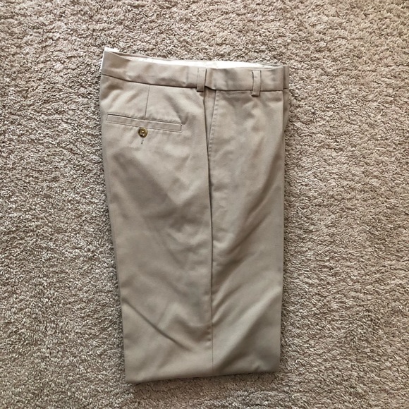 Haggar Khaki Pants - Picture 3 of 7